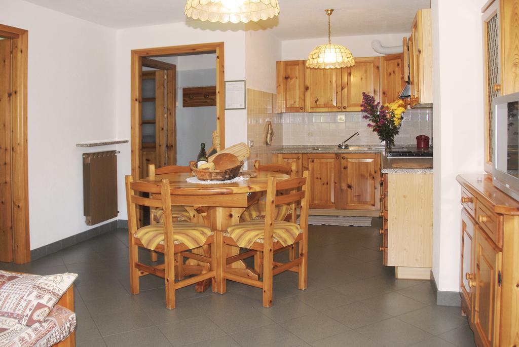 Agriturismo Plan D'Avie Aosta Ruang foto