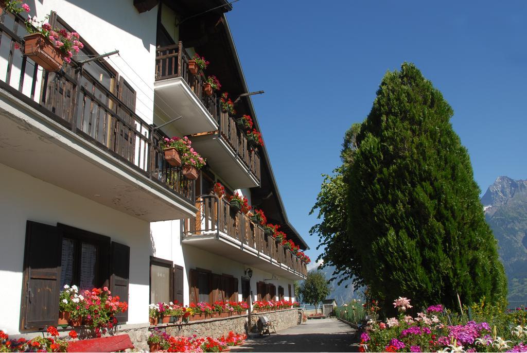 Agriturismo Plan D'Avie Aosta Bagian luar foto